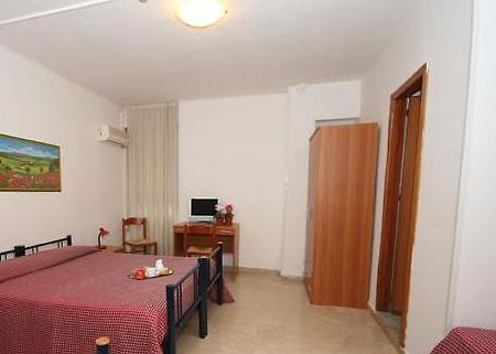 Hotel Casa Marconi Palermo Habitación foto